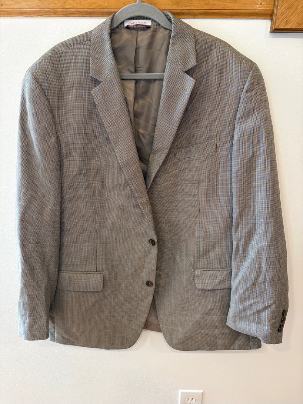 Izod Men's Tan Plaid Blazer - Classic Two-Button Sport Coat Size 48L
